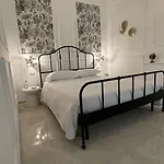 Santa Lucia 4*