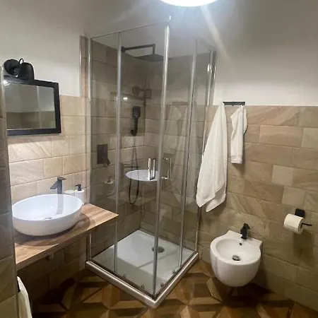 게스트하우스 Santa Lucia 4*