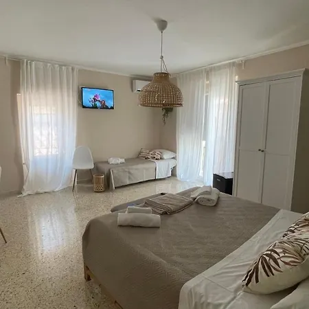 Pensión Santa Lucia 4*