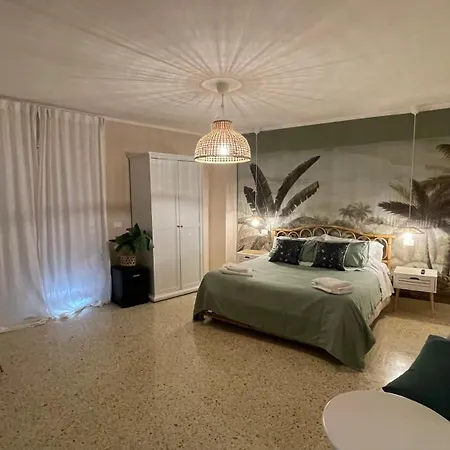 게스트하우스 Santa Lucia 4*